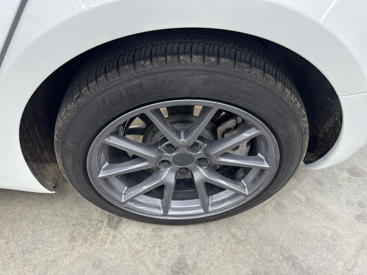 Tesla Model 3 Standard Range Plus RWD 2023 Tesla Model 3 Standard Range Plus RWD 2023