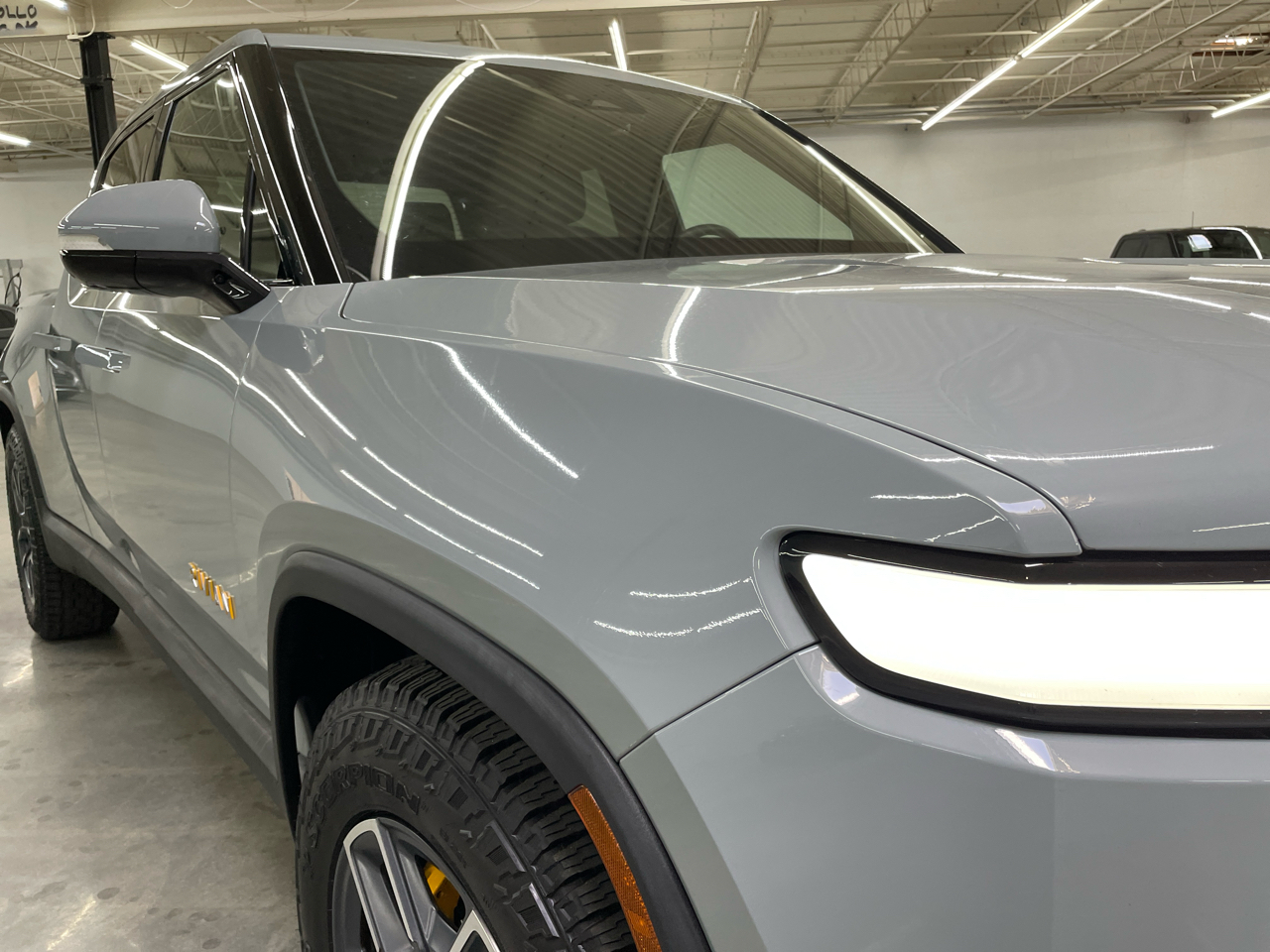Rivian R1T Adventure Package AWD 2023 Rivian R1T Adventure Package AWD 2023