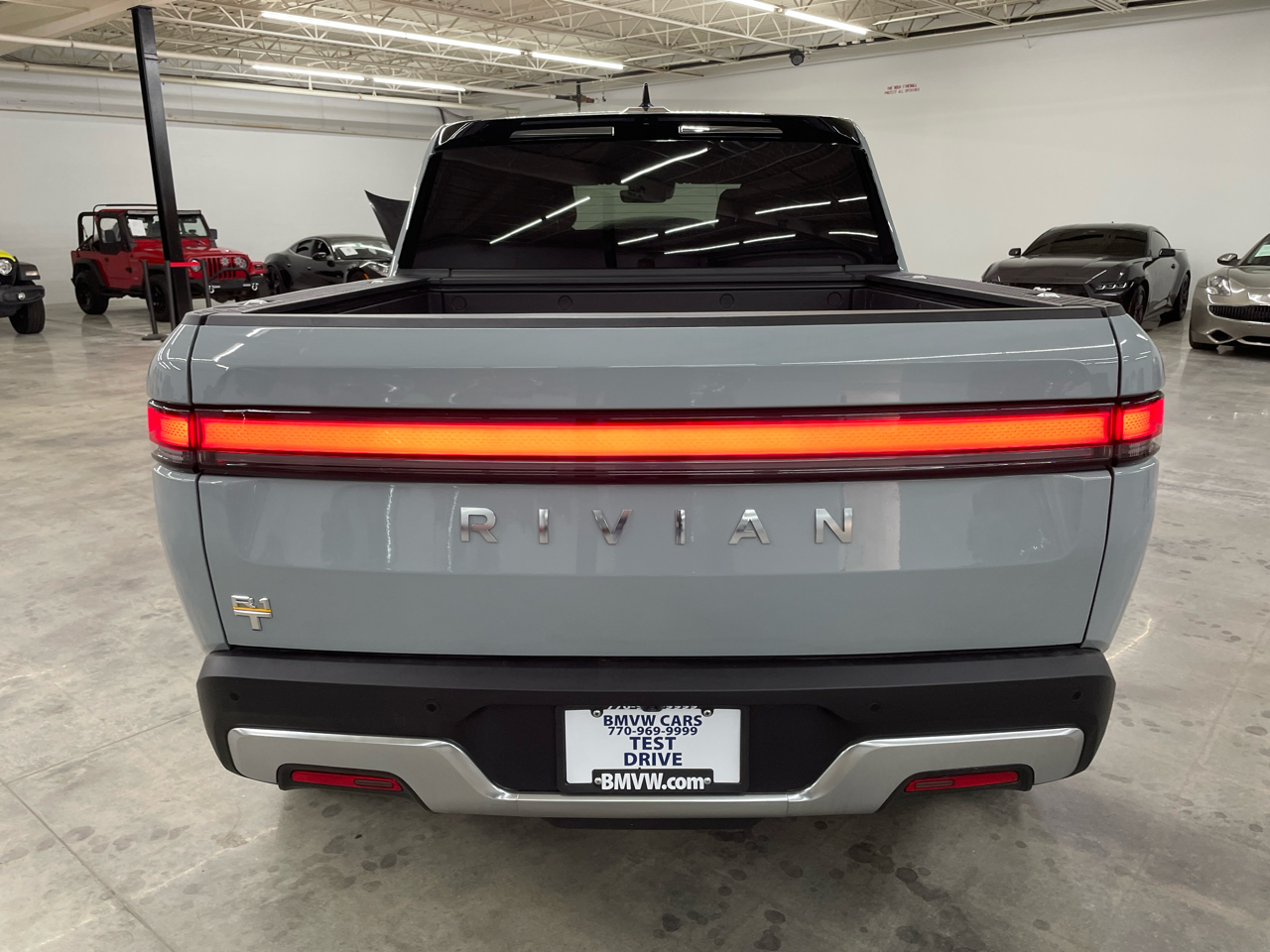 Rivian R1T Adventure Package AWD 2023 Rivian R1T Adventure Package AWD 2023