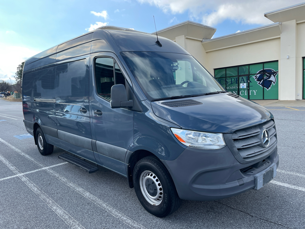 Mercedes-Benz Sprinter Van 2500 High Roof V6 170" RWD 2019