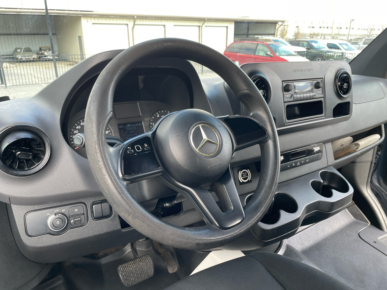 Mercedes-Benz Sprinter Van 2500 High Roof V6 170" RWD 2019