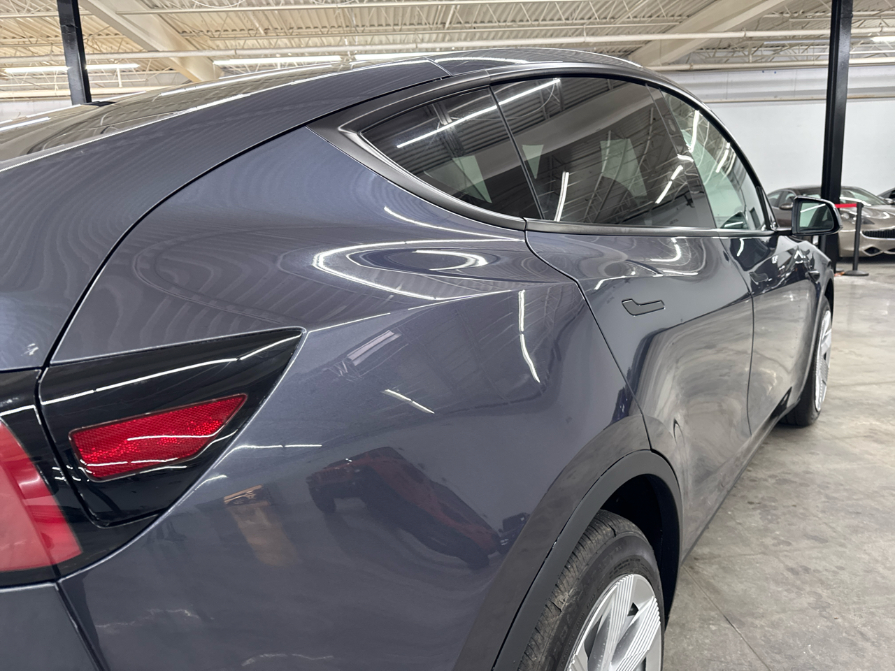 Tesla Model Y Long Range AWD 2023