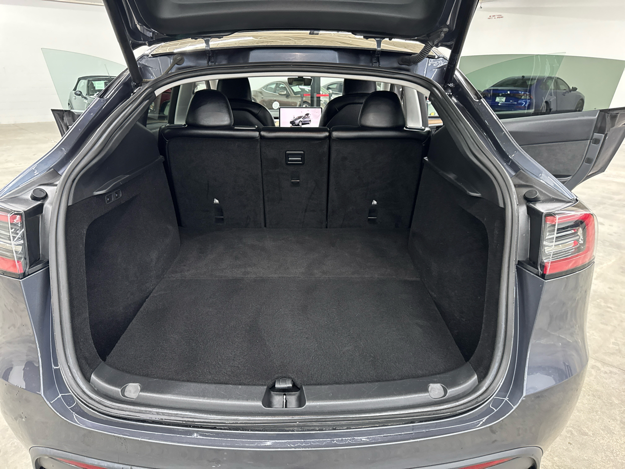 Tesla Model Y Long Range AWD 2023