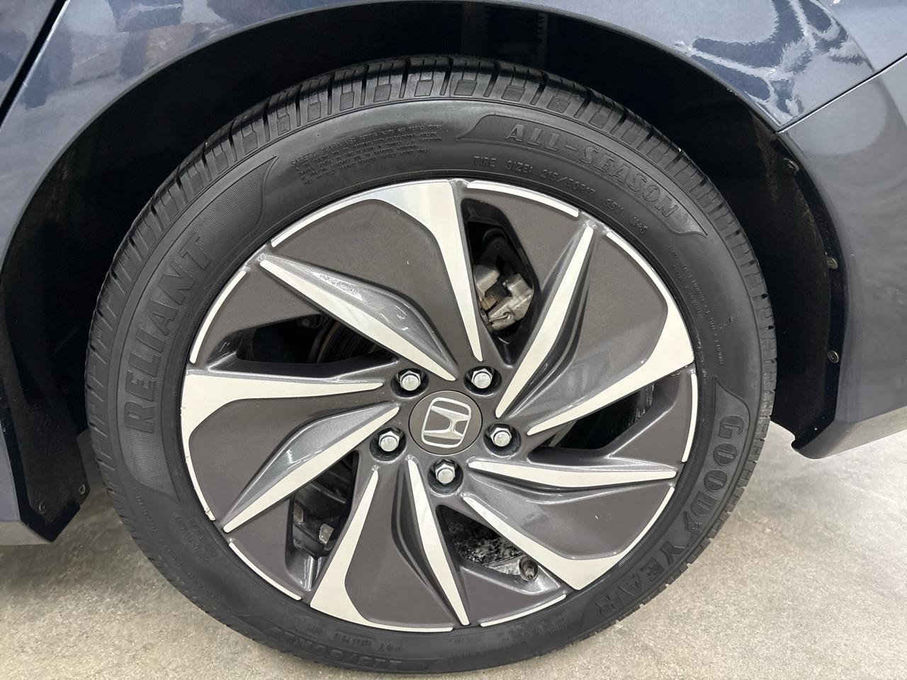 Honda Insight Touring 2021