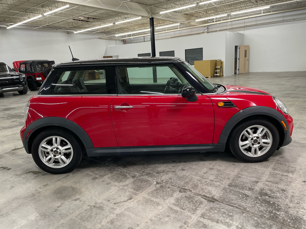MINI Cooper Hardtop 2dr Cpe 2013