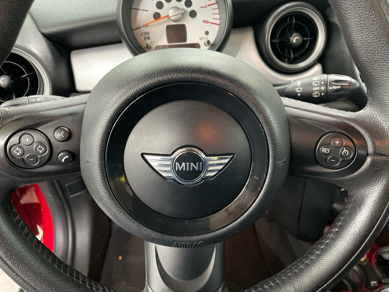 MINI Cooper Hardtop 2dr Cpe 2013