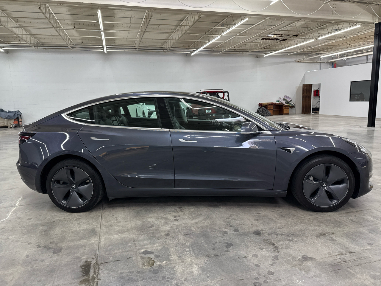 Tesla Model 3 Standard Range Plus RWD 2019