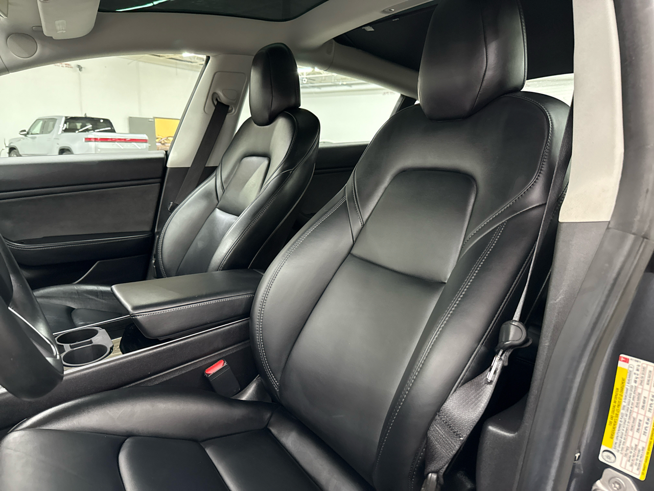 Tesla Model 3 Standard Range Plus RWD 2019