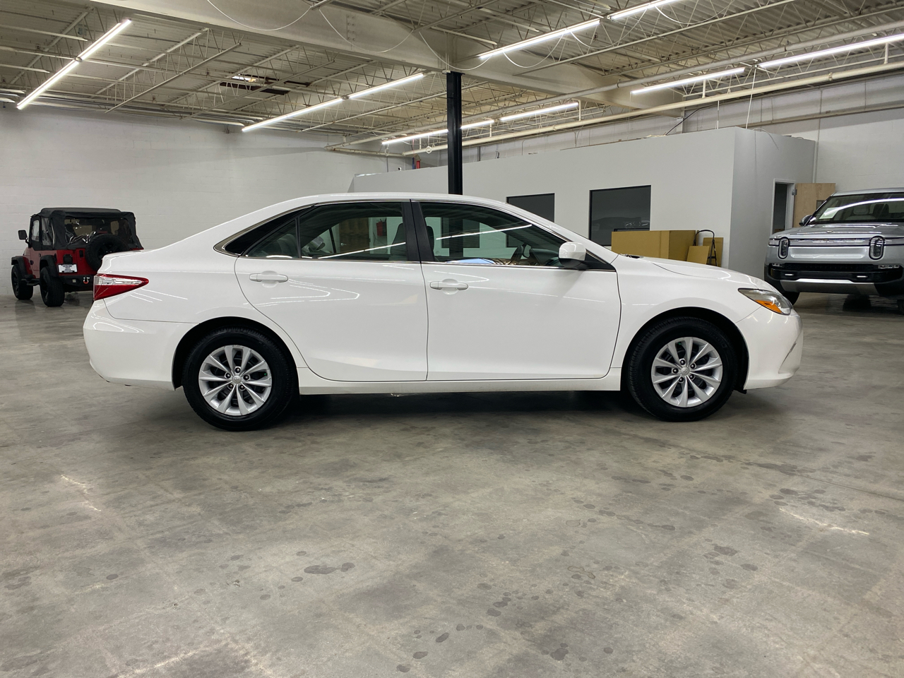 Toyota Camry LE 2017