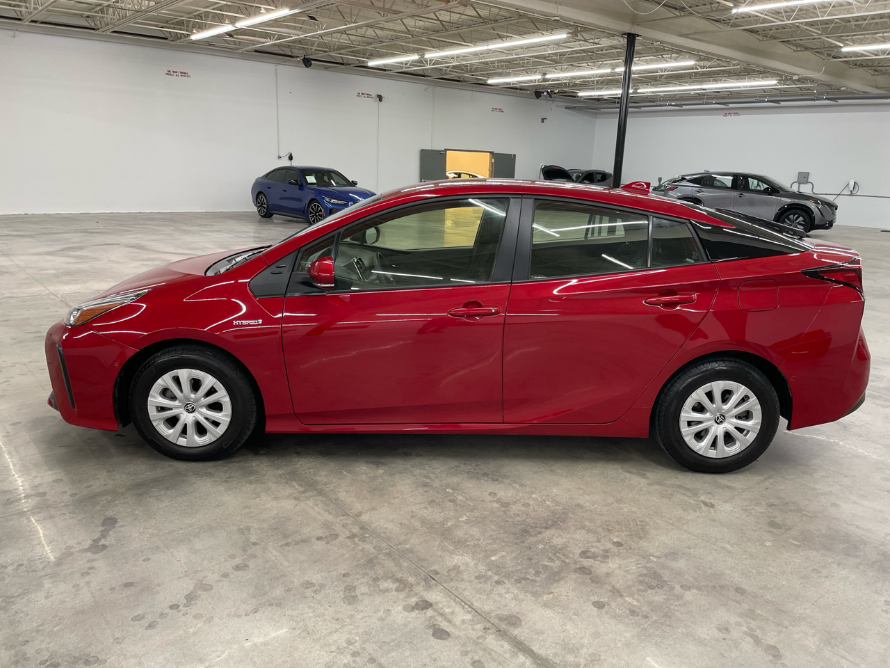 Toyota Prius LE 2021