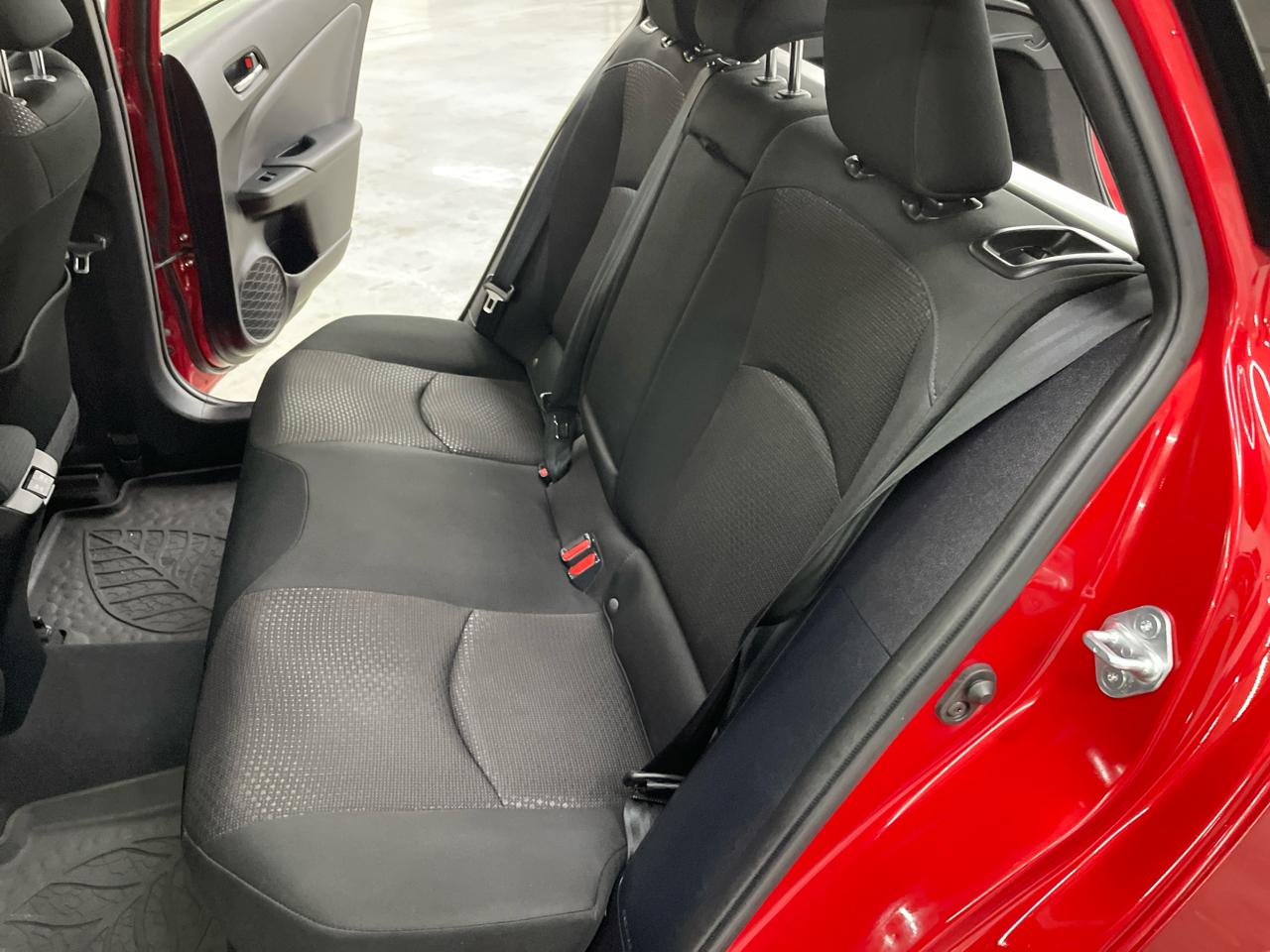 Toyota Prius LE 2021