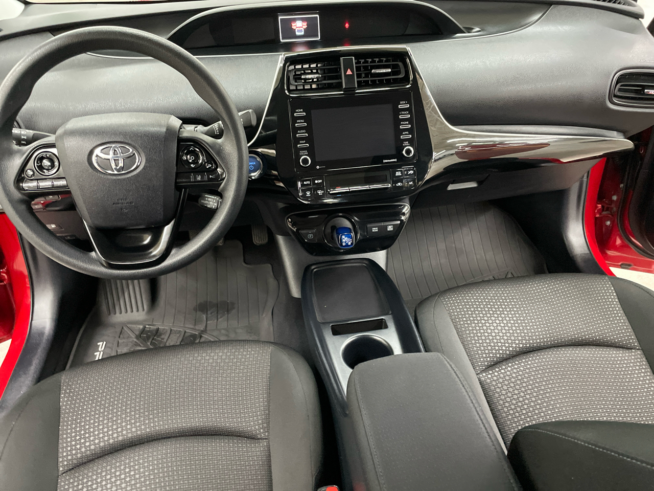 Toyota Prius LE 2021