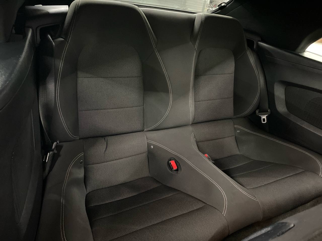 Ford Mustang 2dr Conv V6 2016