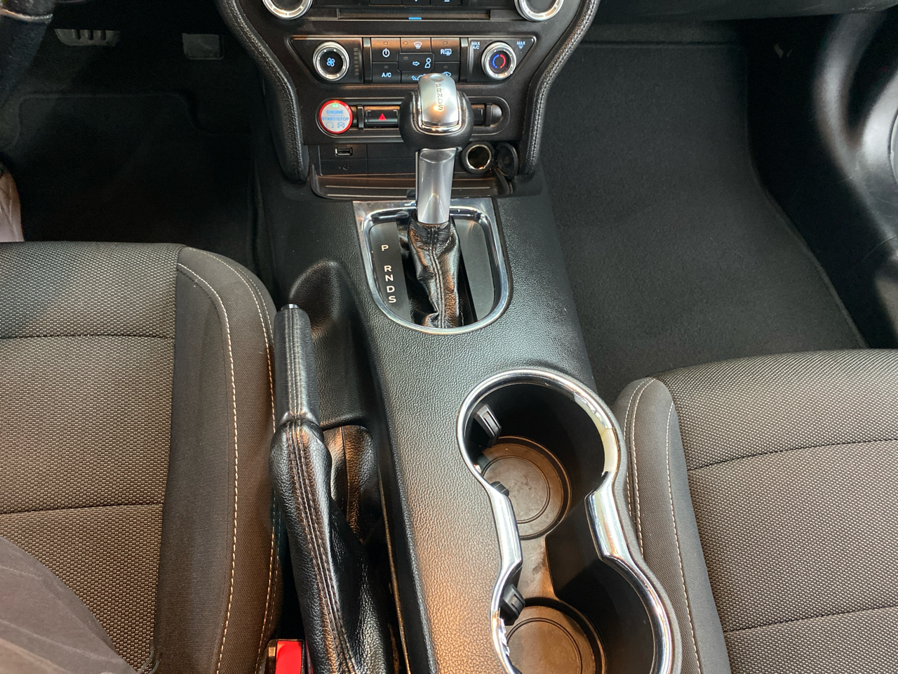 Ford Mustang 2dr Conv V6 2016