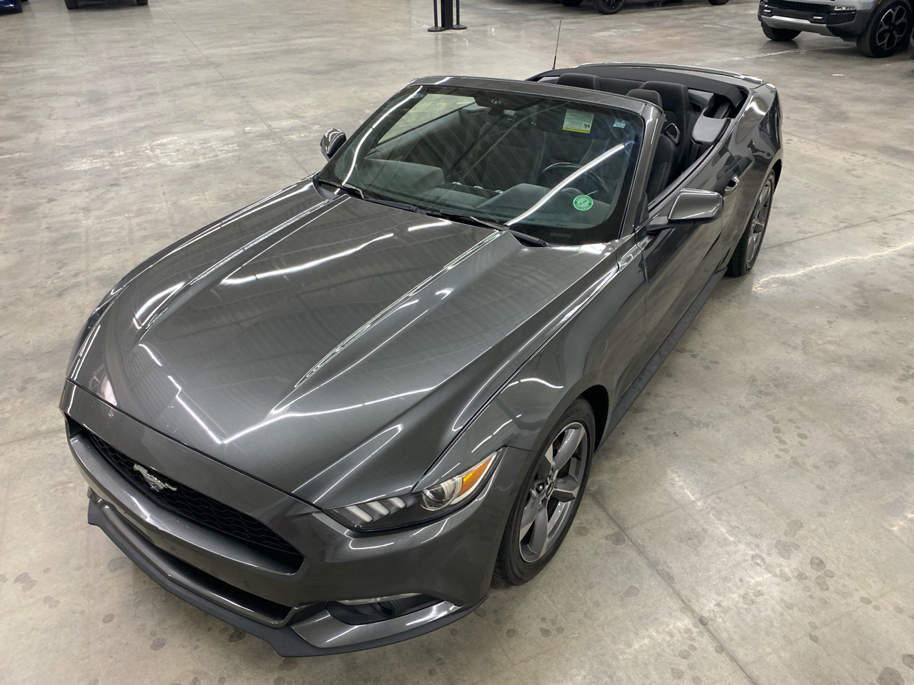 Ford Mustang 2dr Conv V6 2016