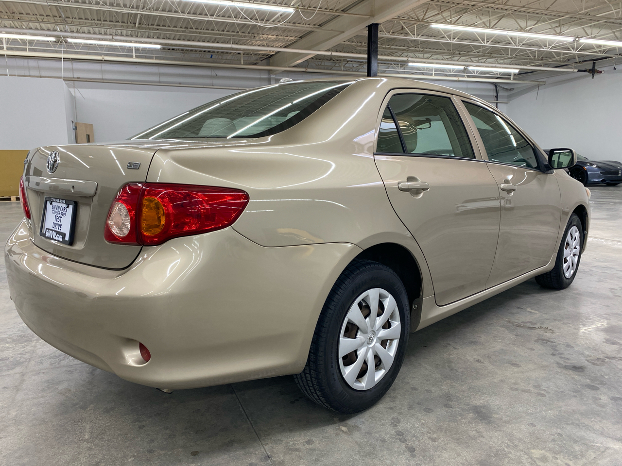 Toyota Corolla LE 2009