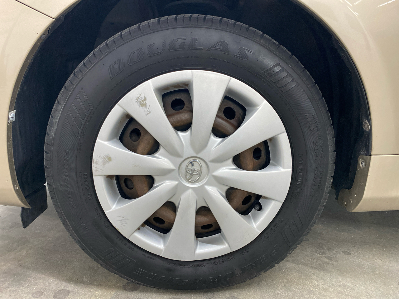 Toyota Corolla LE 2009