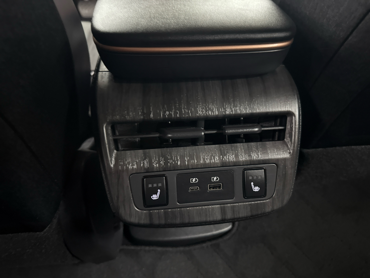 Nissan Ariya ENGAGE e-4ORCE AWD 2023