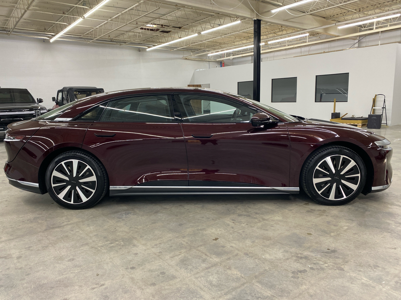Lucid Air Touring AWD 2023