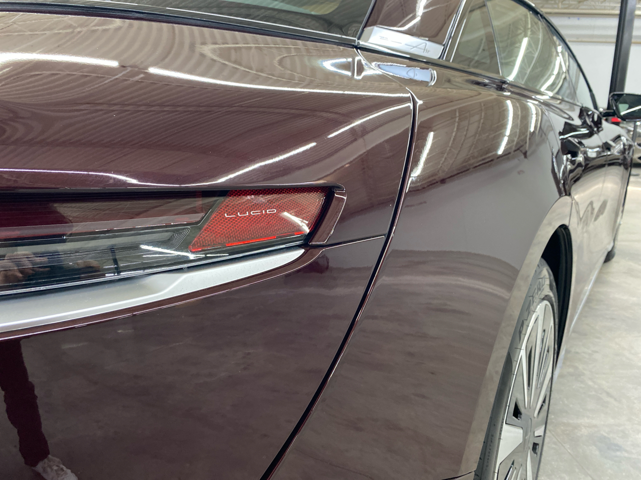 Lucid Air Touring AWD 2023