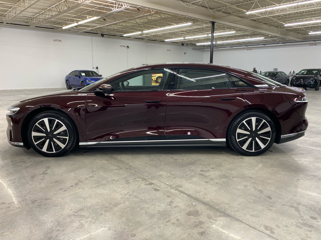 Lucid Air Touring AWD 2023