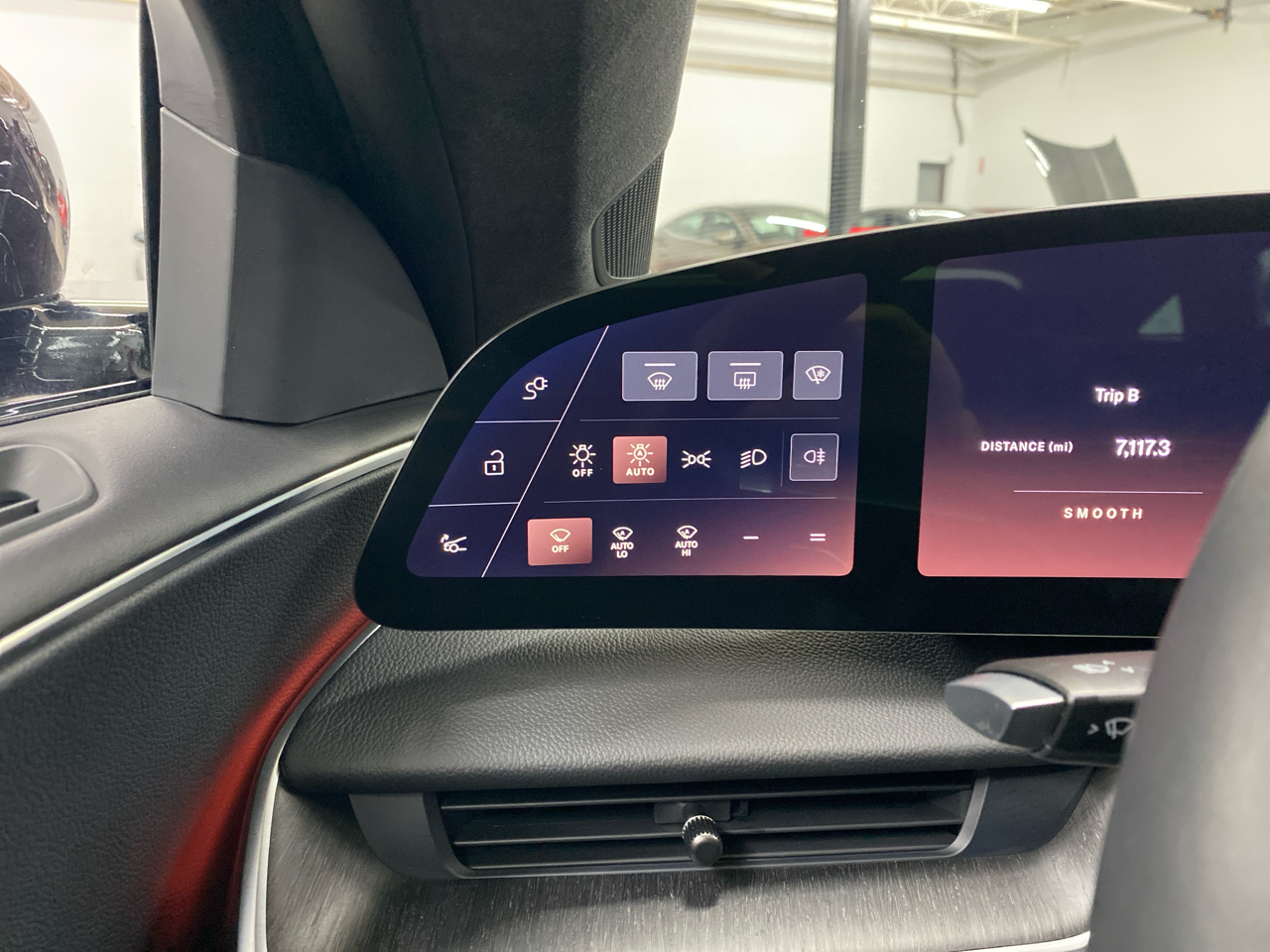 Lucid Air Touring AWD 2023