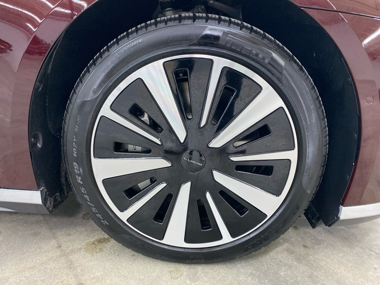 Lucid Air Touring AWD 2023