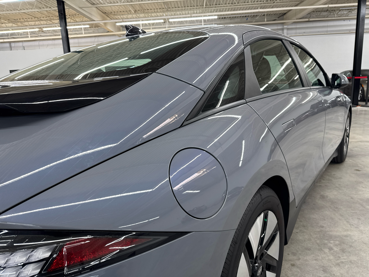 Hyundai Ioniq 6 SE Standard Range RWD 2025