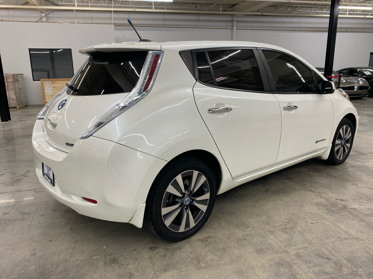 Nissan Leaf 4dr HB SL 2013