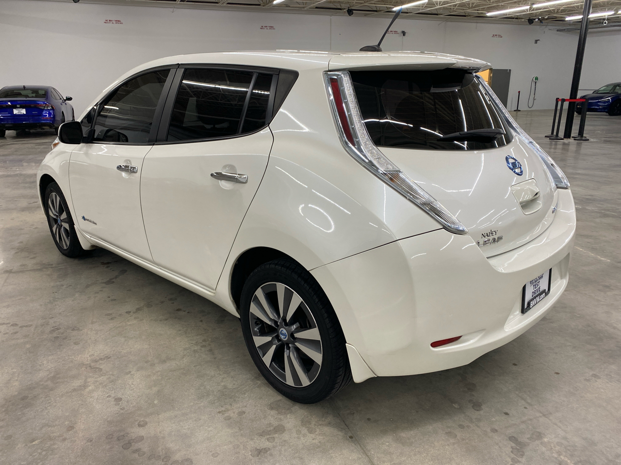 Nissan Leaf 4dr HB SL 2013