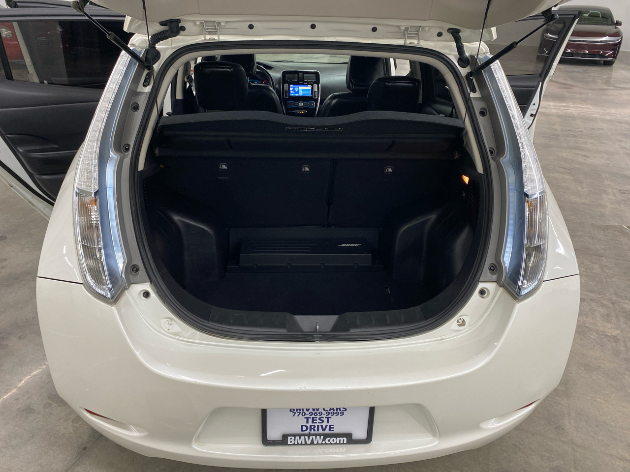 Nissan Leaf 4dr HB SL 2013