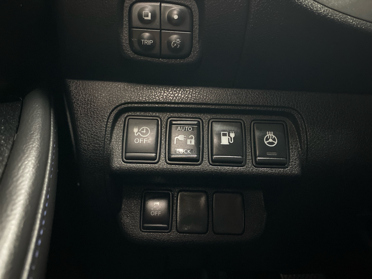 Nissan Leaf 4dr HB SL 2013