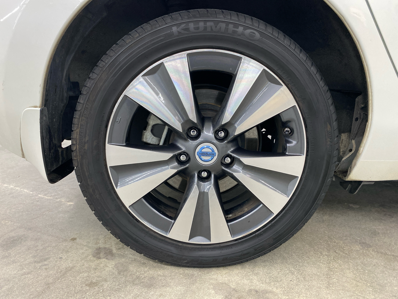 Nissan Leaf 4dr HB SL 2013