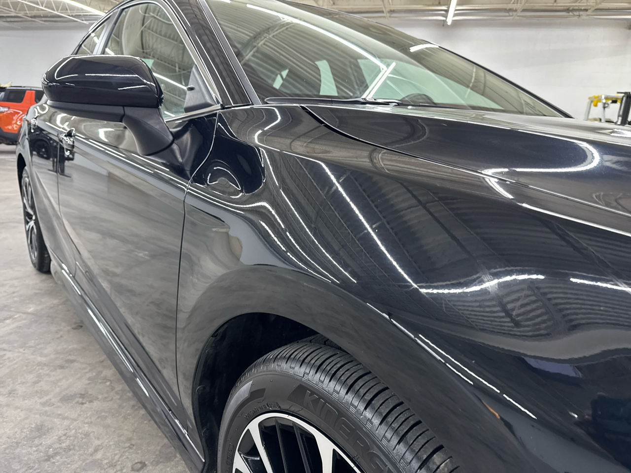 Toyota Camry SE Auto (Natl) 2020