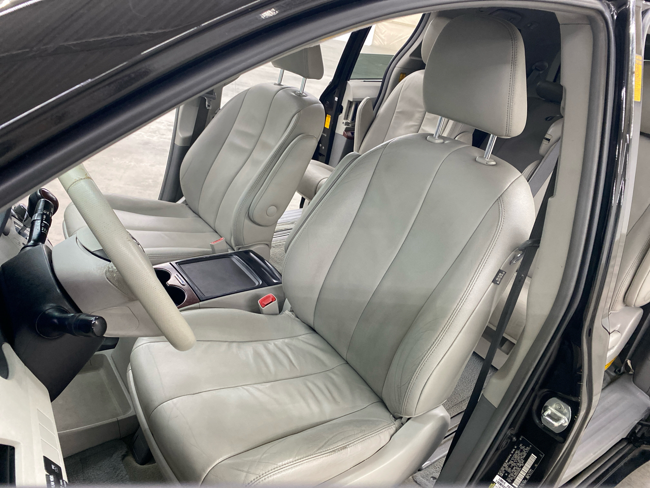 Toyota Sienna XLE 8-Passenger 2013