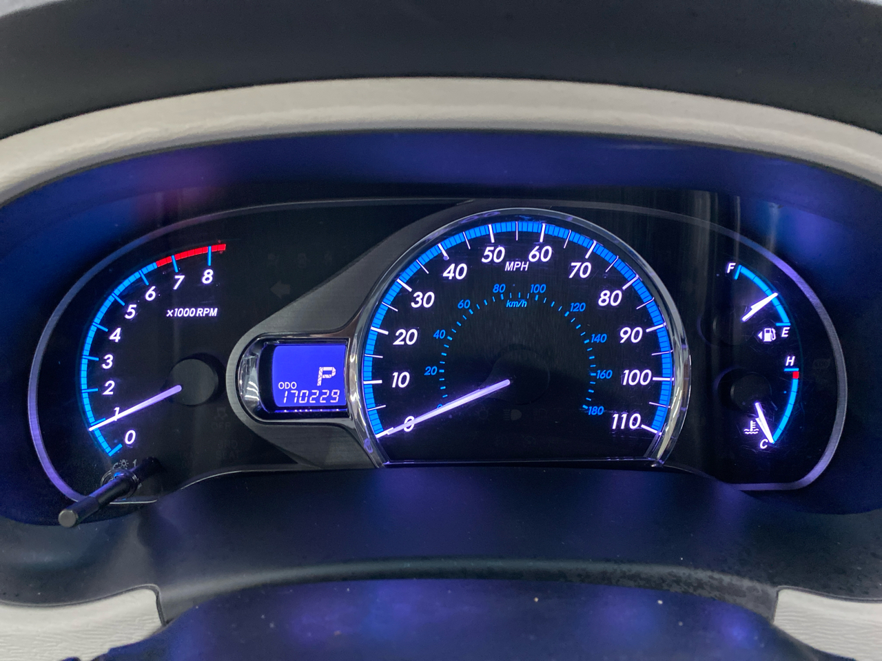 Toyota Sienna XLE 8-Passenger 2013