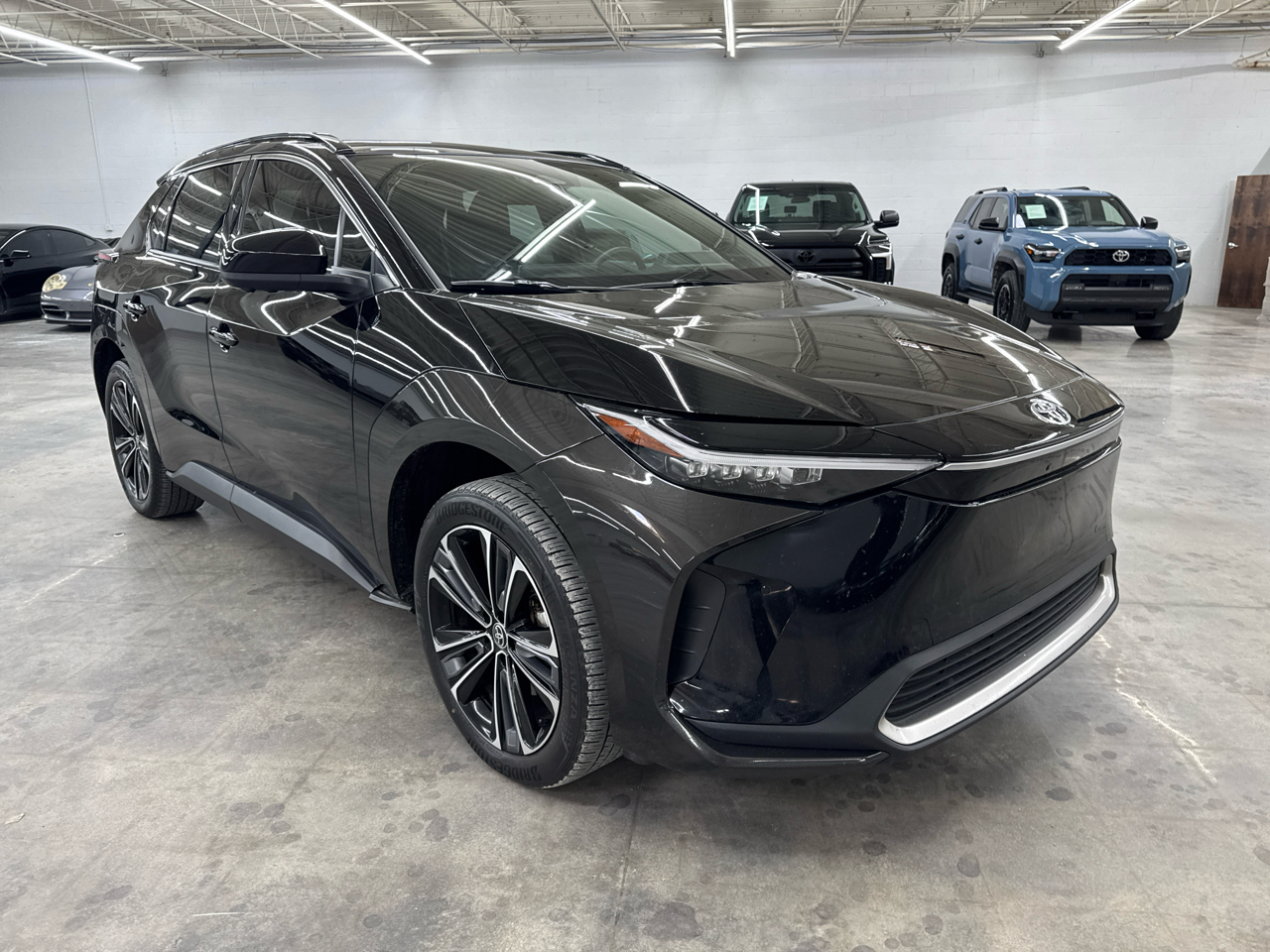 Toyota BZ4X Limited FWD (Natl) 2023