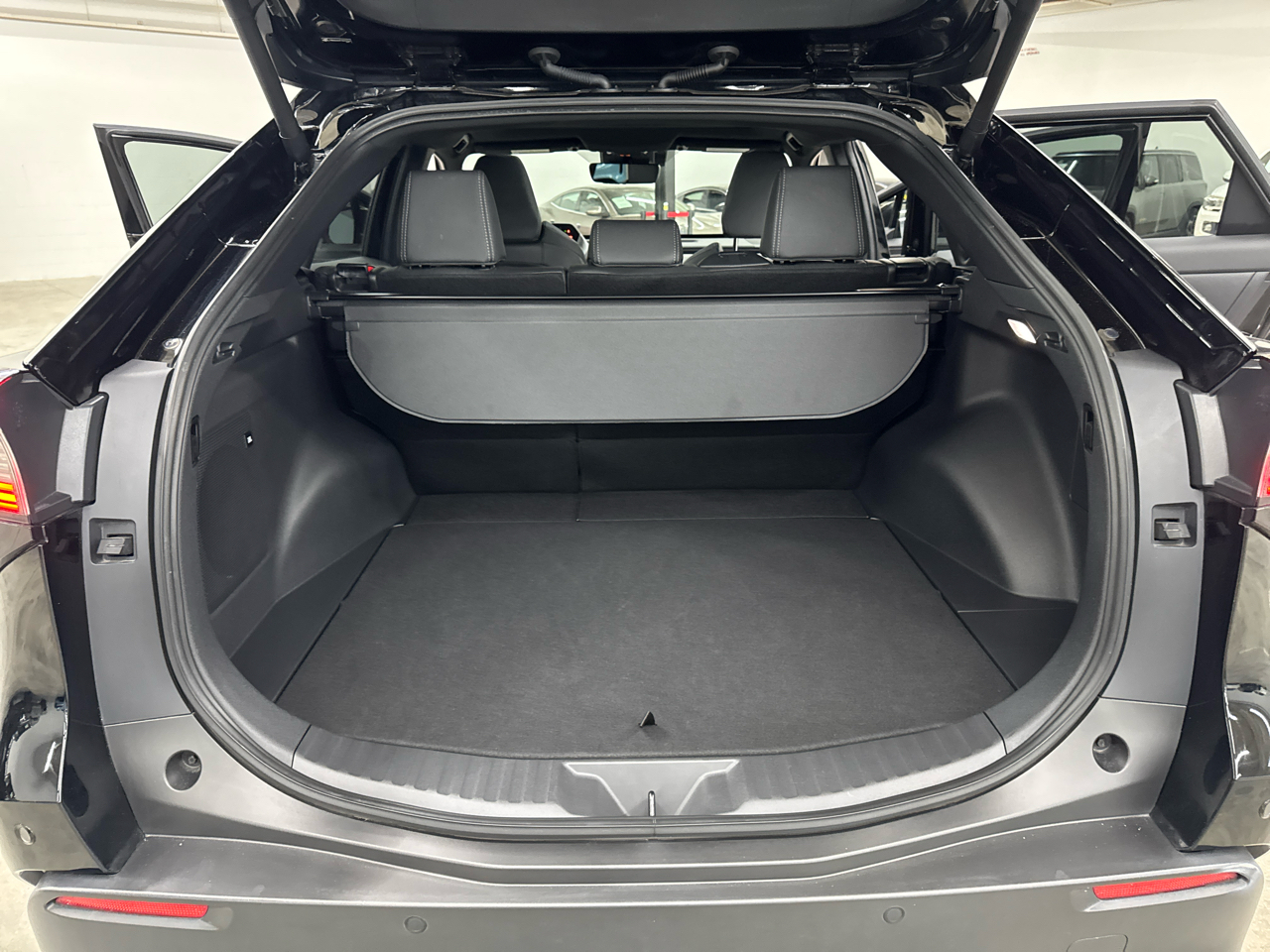 Toyota BZ4X Limited FWD (Natl) 2023