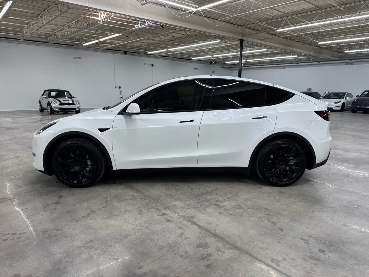 Tesla Model Y Long Range AWD 2023