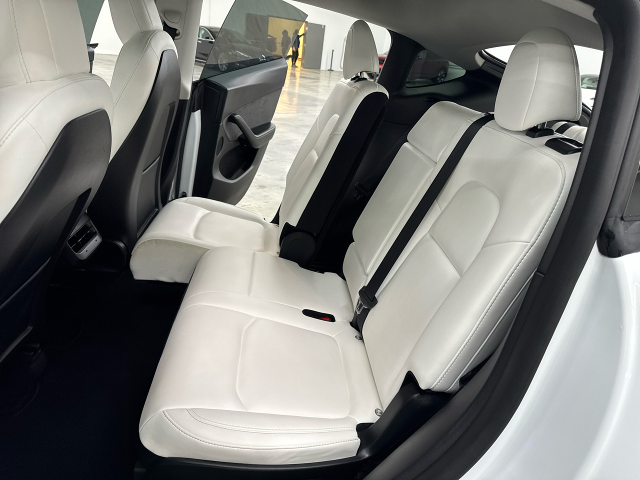 Tesla Model Y Long Range AWD 2023