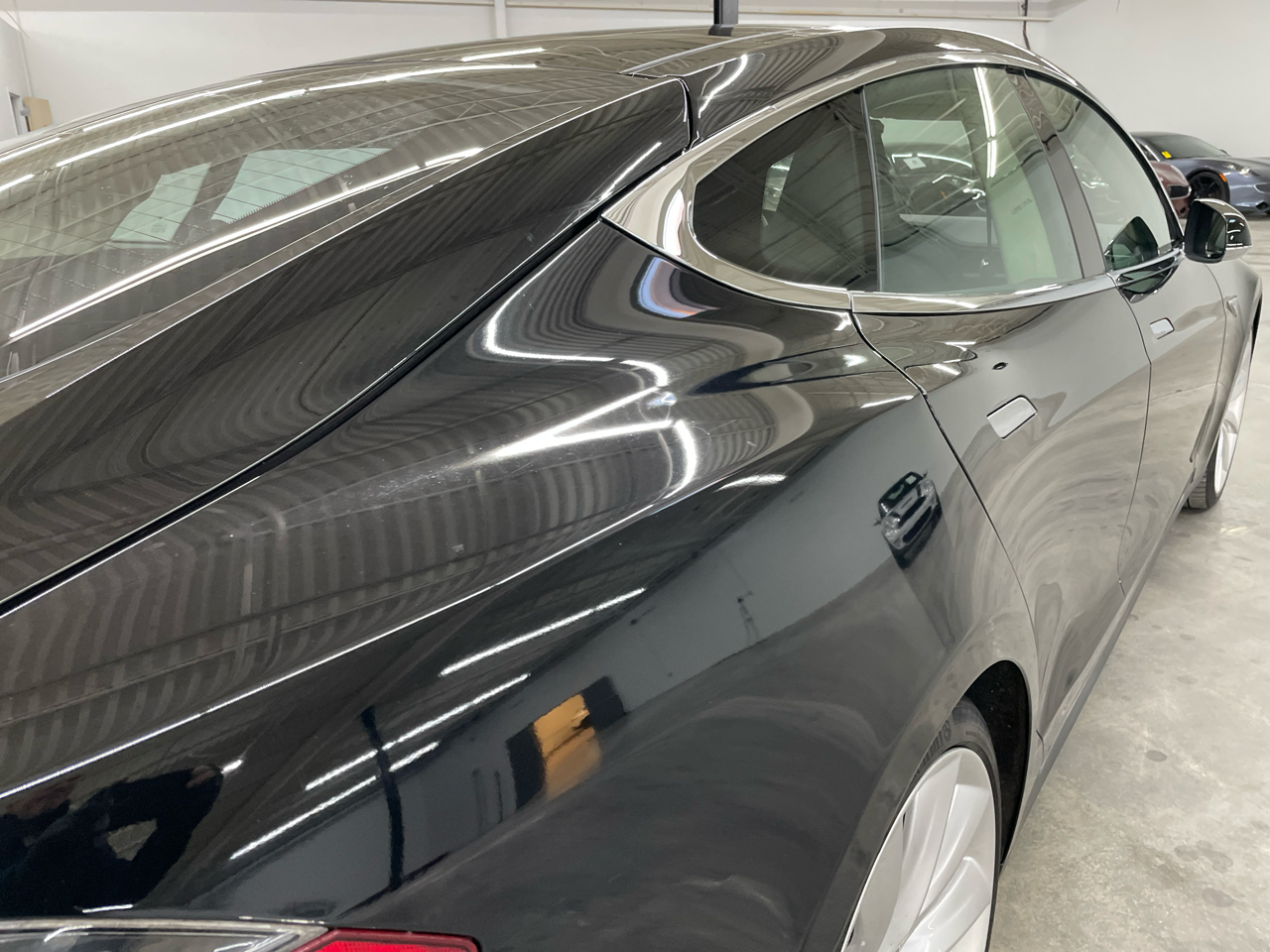 Tesla Model S 4dr Sdn 2013