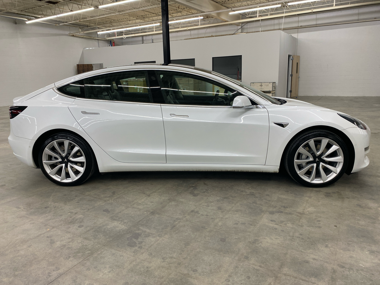 Tesla Model 3 Long Range AWD 2019