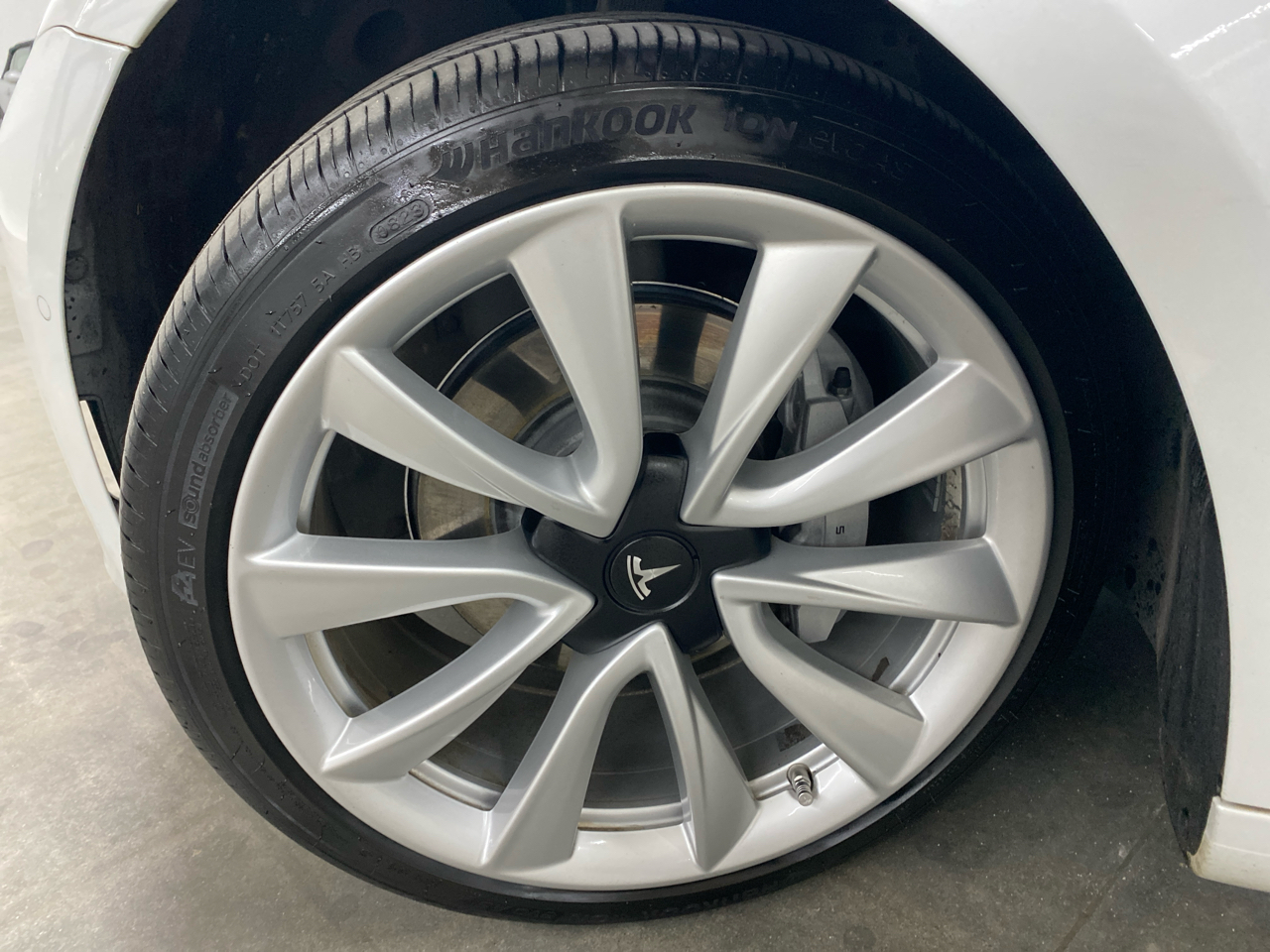 Tesla Model 3 Long Range AWD 2019
