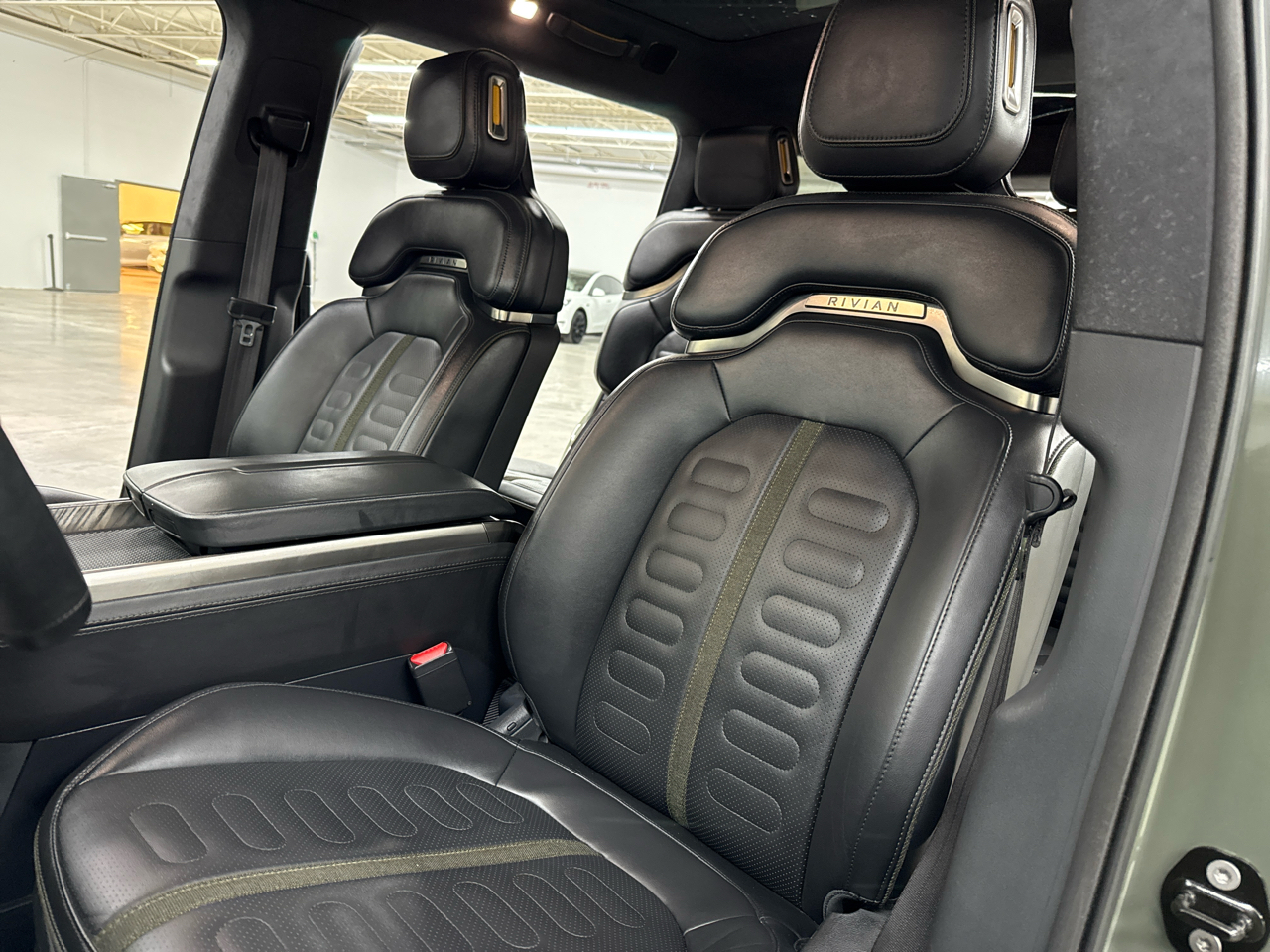 Rivian R1S Launch Edition AWD 2022