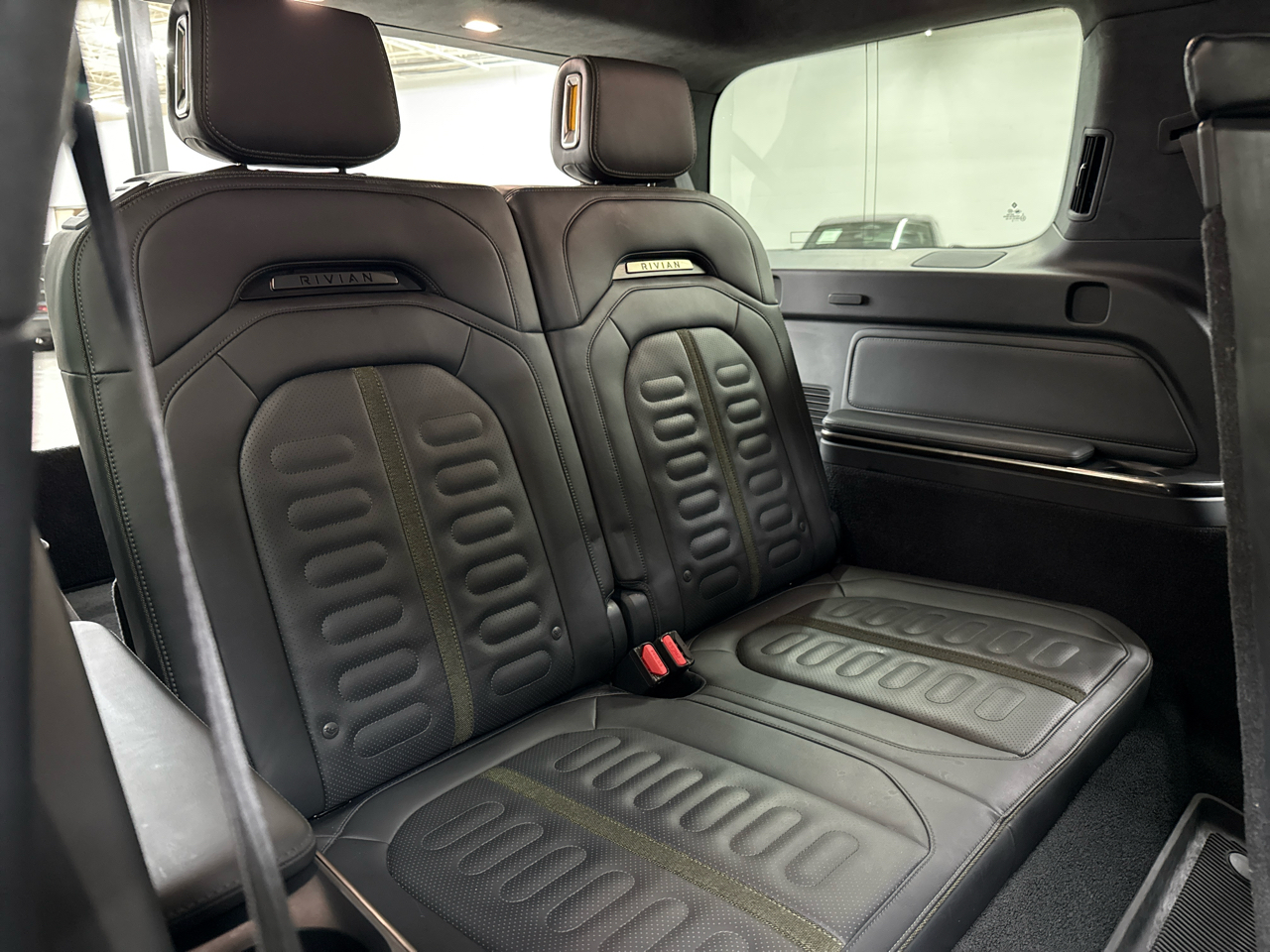 Rivian R1S Launch Edition AWD 2022