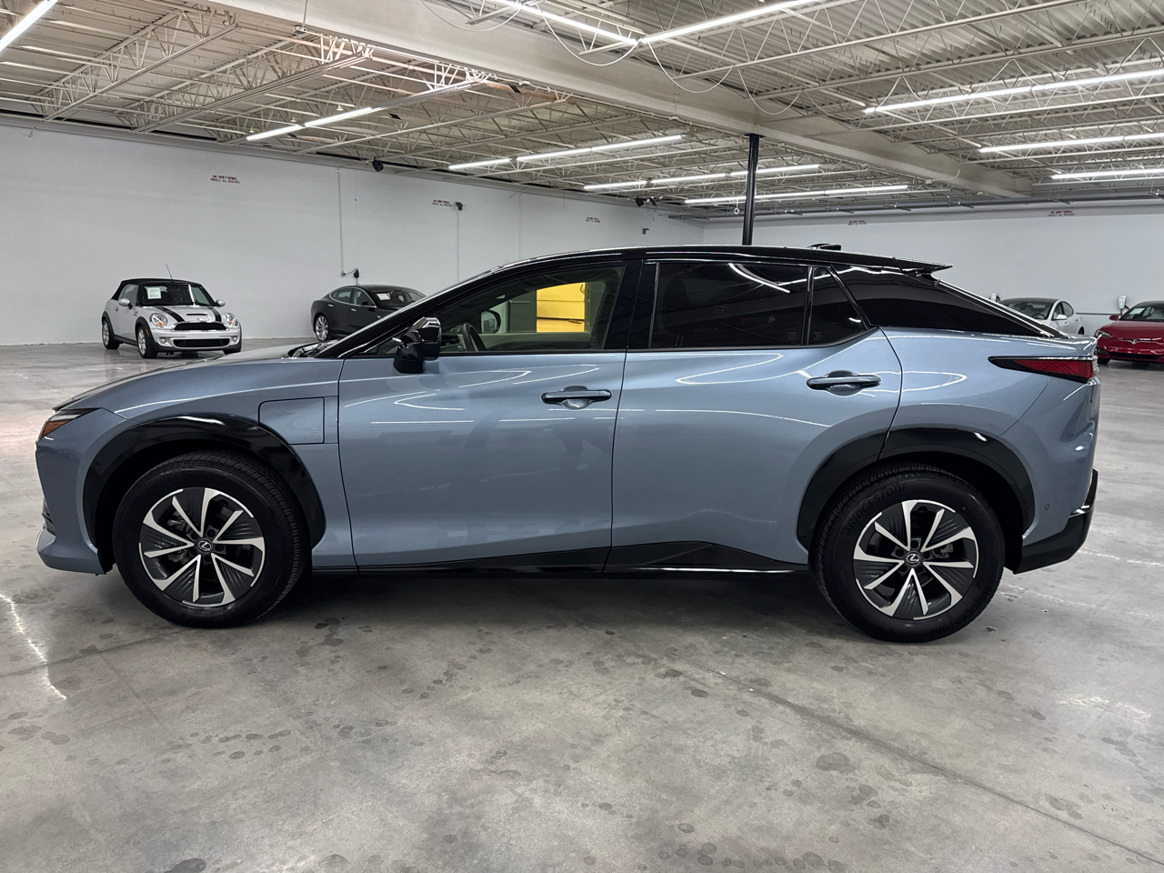 Lexus RZ RZ 450e AWD 2025