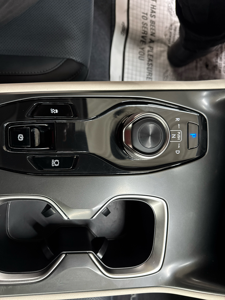 Lexus RZ RZ 450e AWD 2025