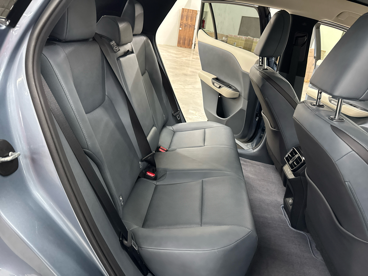 Lexus RZ RZ 450e AWD 2025