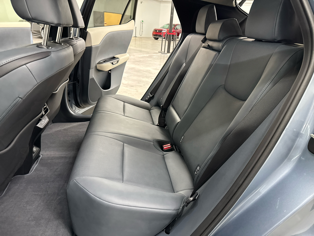 Lexus RZ RZ 450e AWD 2025