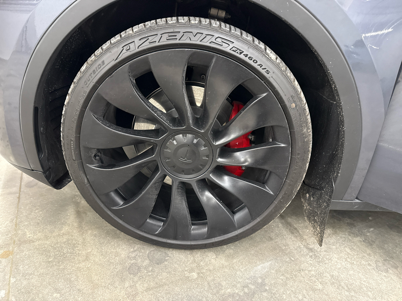 Tesla Model Y Performance AWD 2023